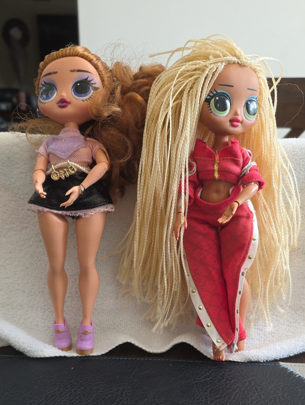 L.O.L. Surprise! Blonde & Brunette Dolls in Pink, Red and Black Fashion